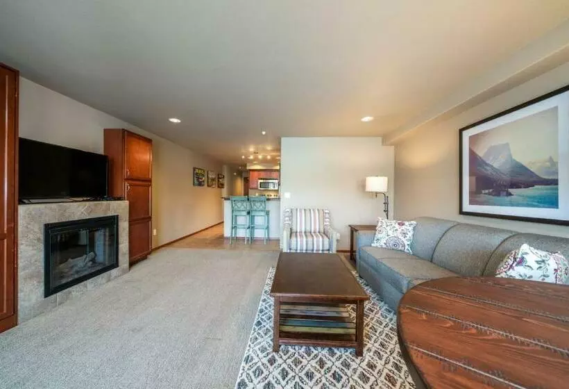 Grandview Lake Chelan  Waterfront View, Pool, Hot Tub, Golf, 1 Min To Downtown