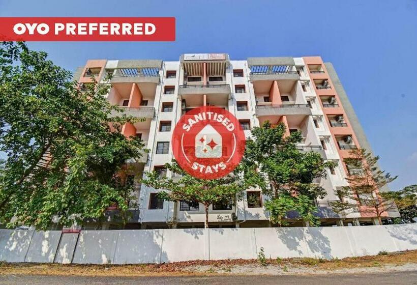 ホテル Collection O 85408 Classic