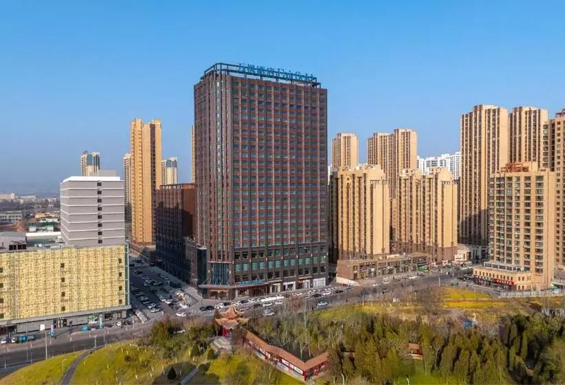 Hotelli Fairfield By Marriott Baiyin Downtown