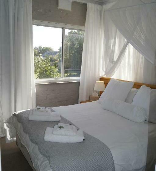 بنسيون Valentines Hermanus