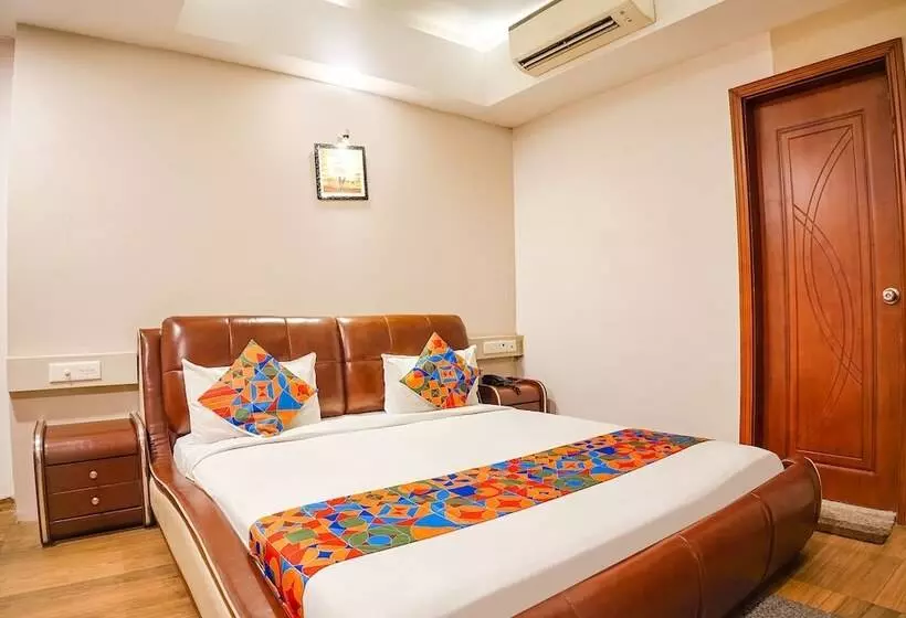 Fabhotel Divine Casa