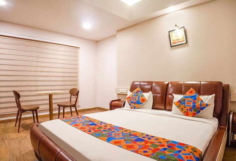 Fabhotel Divine Casa