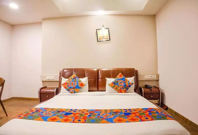 Fabhotel Divine Casa