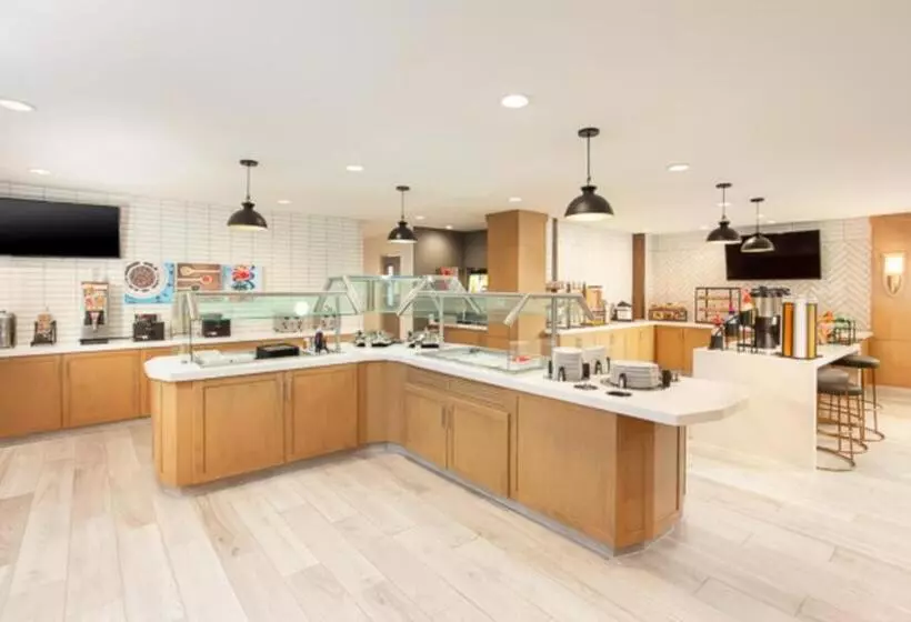 Hotelli Staybridge Suites   San Bernardino   Loma Linda