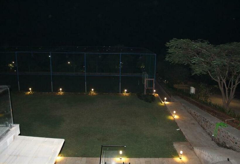 Paraiso Resort & Club