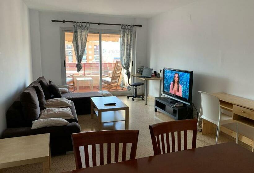 بنسيون Habitación Con Cama Doble, Piso Compartido En Avenida Blasco Ibáñez