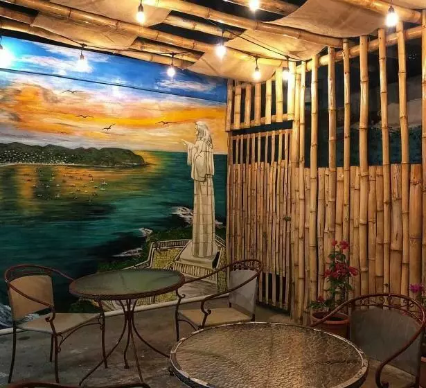 ペンション Tapihouse San Juan Del Sur