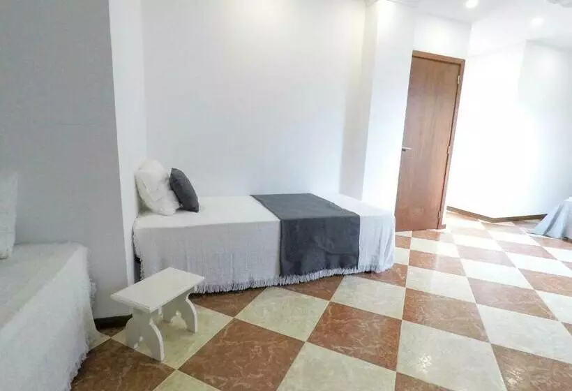 ペンション The Ocean House   Baleal