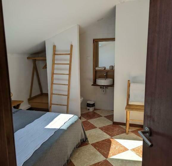 פנסיון The Ocean House   Baleal