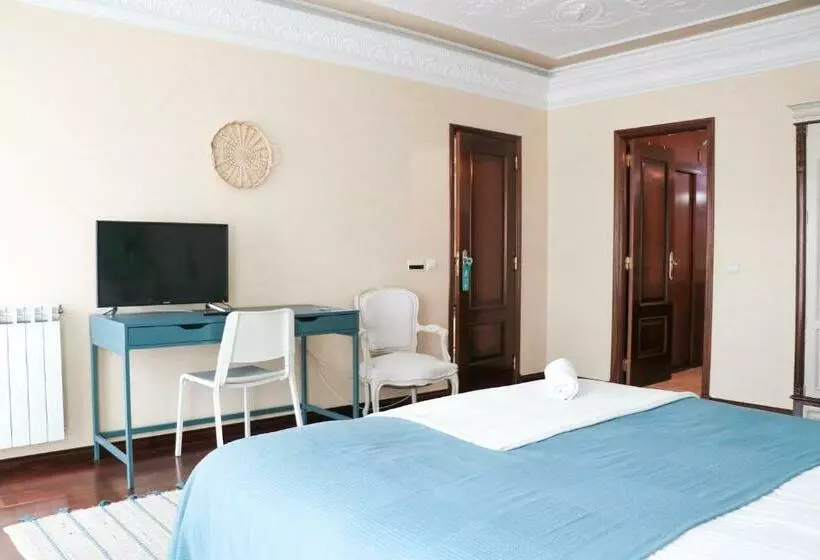 ペンション The Ocean House   Baleal