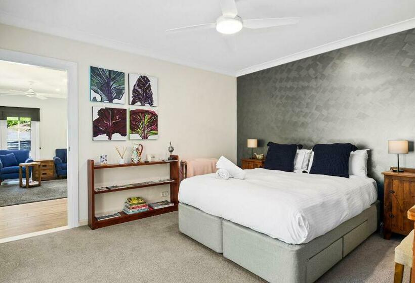 فندق صغير Lush And Charming Country Escape, Stunning Gardens