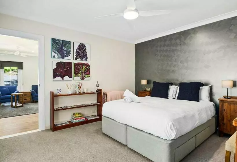 ユースホステル Lush And Charming Country Escape, Stunning Gardens