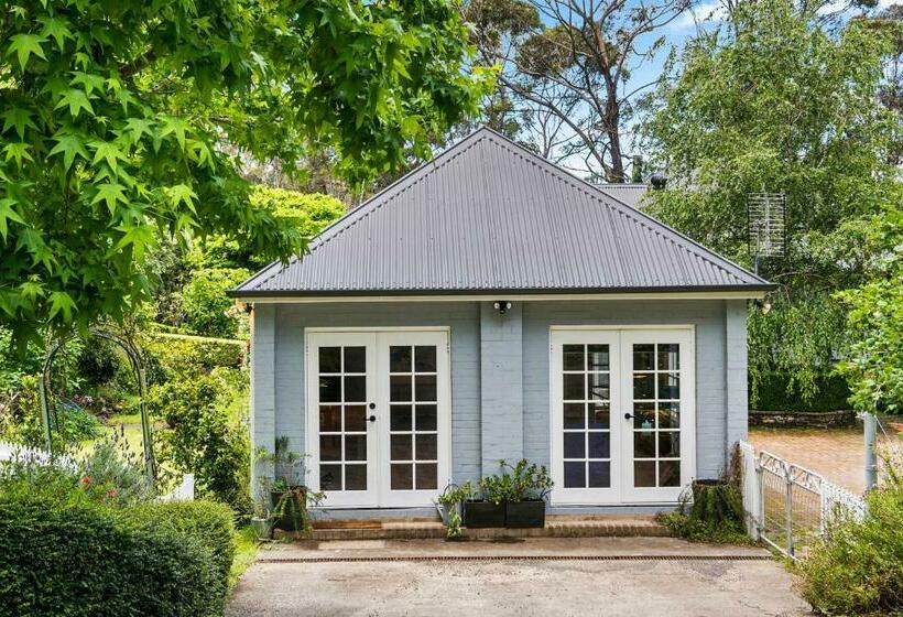 فندق صغير Lush And Charming Country Escape, Stunning Gardens