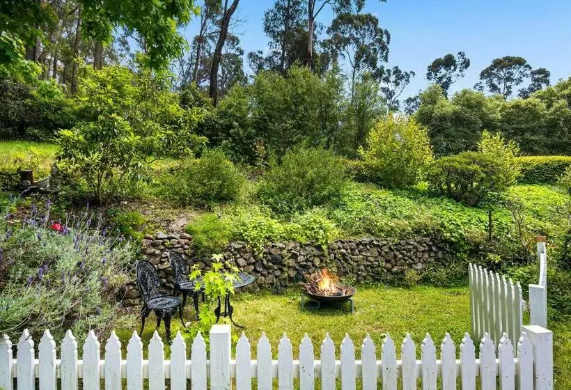 ユースホステル Lush And Charming Country Escape, Stunning Gardens