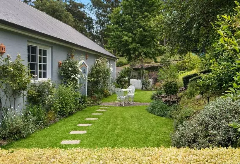 ユースホステル Lush And Charming Country Escape, Stunning Gardens