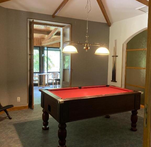 민박 L Auberge De La Goutille