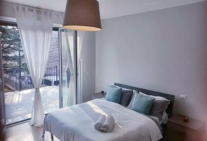 Michelangelo Apartments