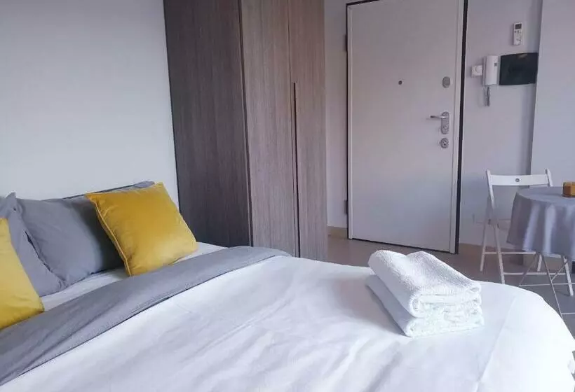 Michelangelo Apartments