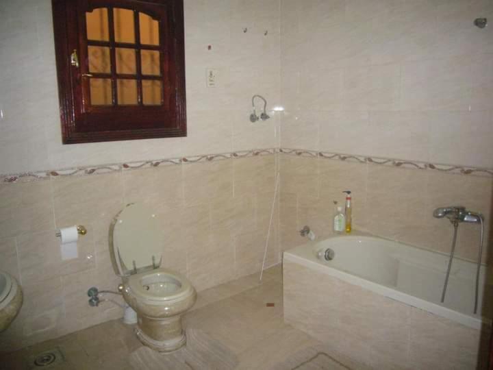 پانسیون Kenzy Guest House