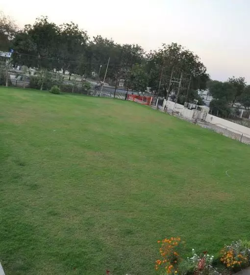 Pride Biznotel Manjusar Vadodara Near Sokhda Lake