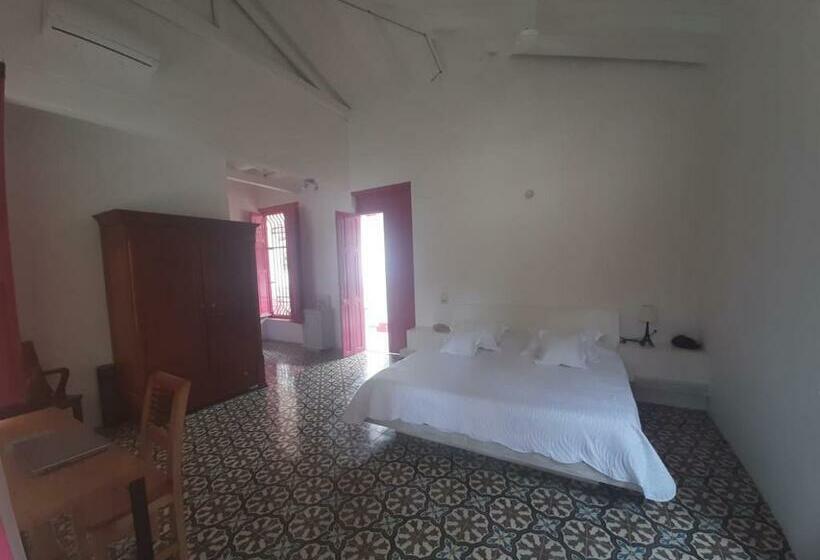 Bed and Breakfast Casa Etnika