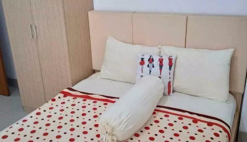 ホテル Guest House Pinarak 2 Syariah Near Gor Satria Purwokerto Mitra Reddoorz