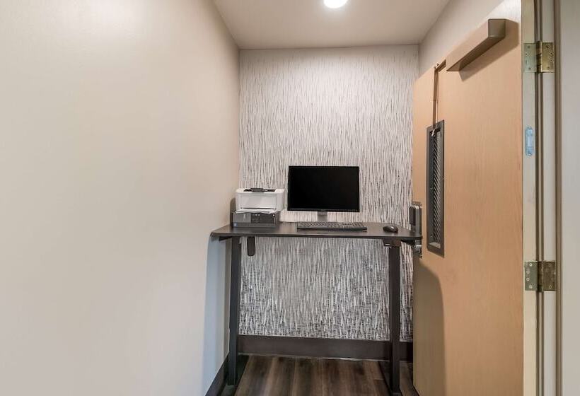 Surestay Plus Hotel By Best Western Seatac Airport