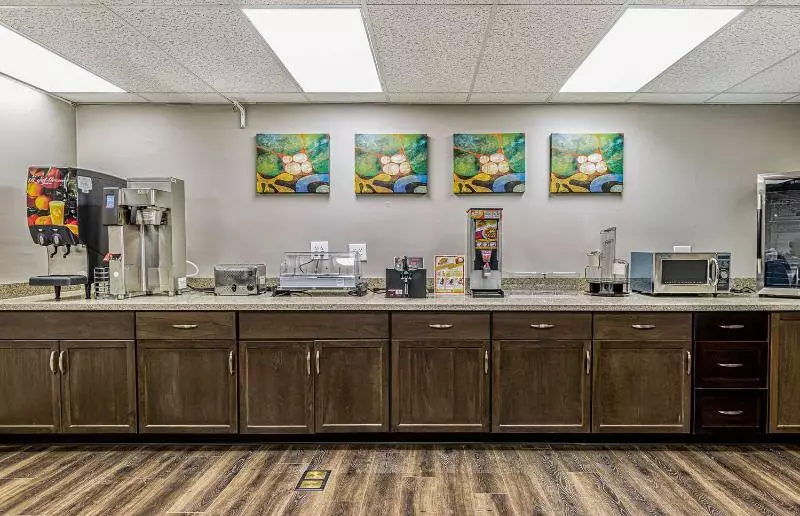 Surestay Plus Hotel By Best Western Seatac Airport