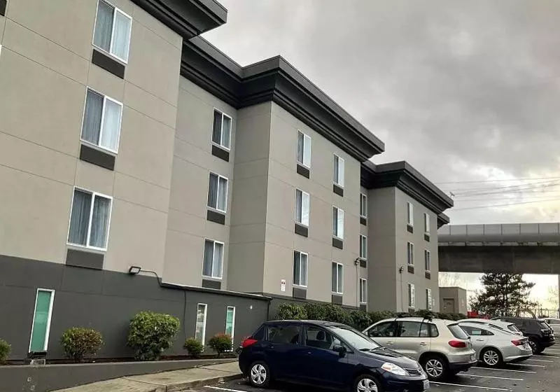 Surestay Plus Hotel By Best Western Seatac Airport