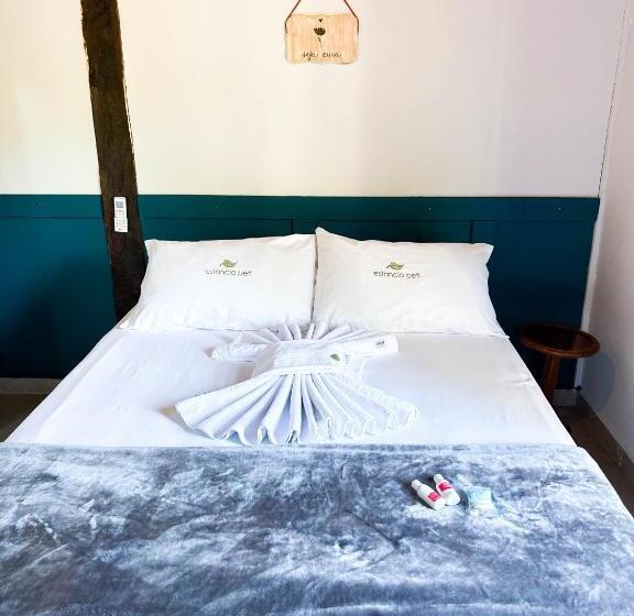 פנסיון Estância Peti