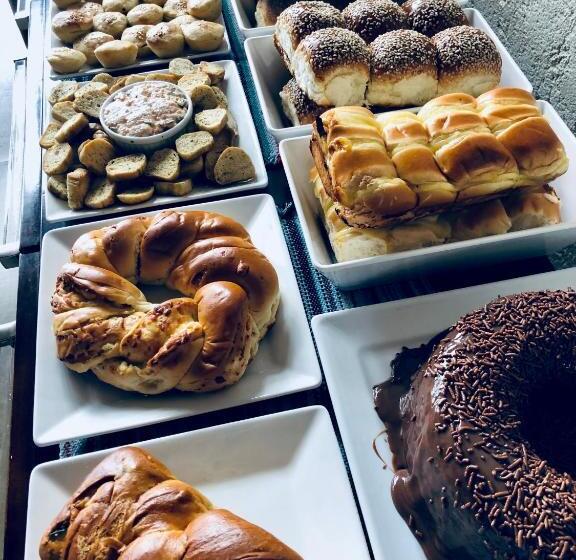 بنسيون Estância Peti