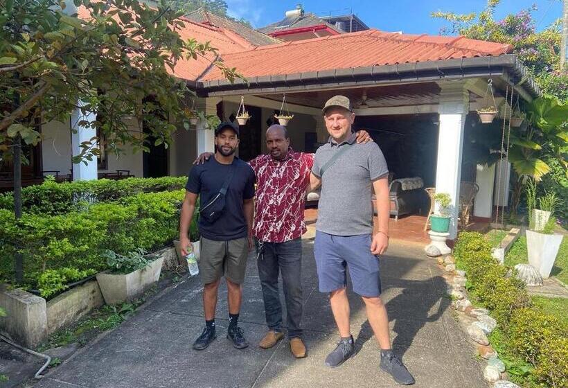 بنسيون Kandy Garden Villa