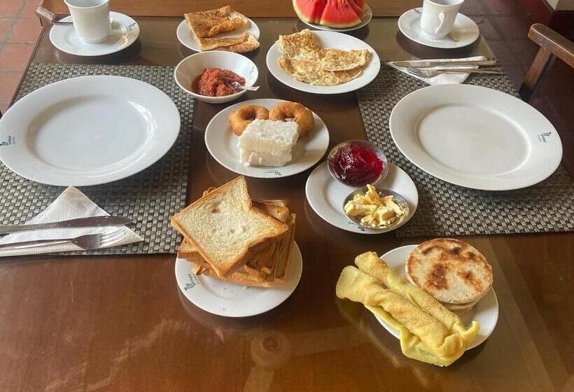 بنسيون Kandy Garden Villa