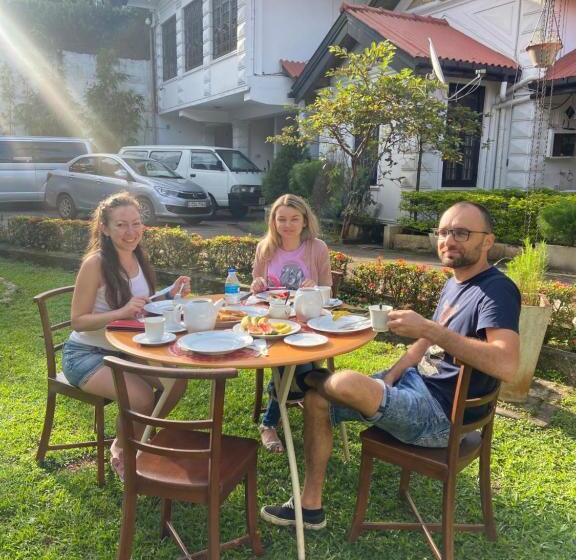 بنسيون Kandy Garden Villa