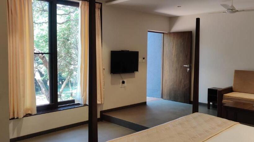 R R Heritage Resort Pure Vegetarian