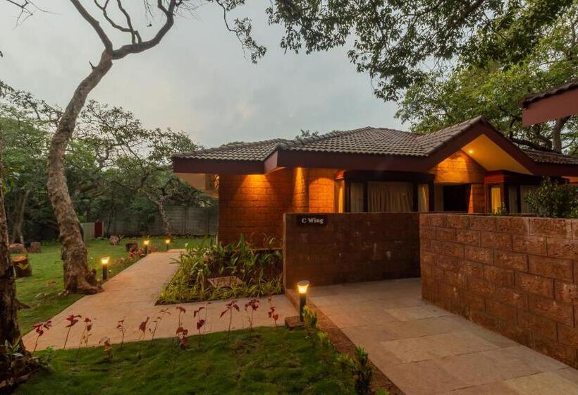 R R Heritage Resort Pure Vegetarian