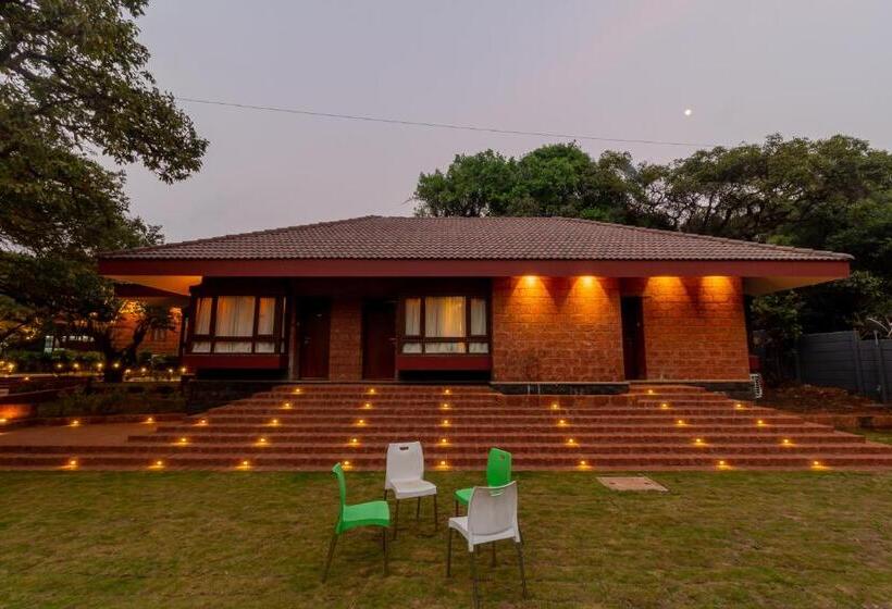 R R Heritage Resort Pure Vegetarian