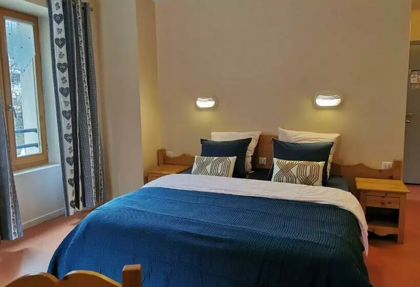 Hotelli Auberge Du Freney