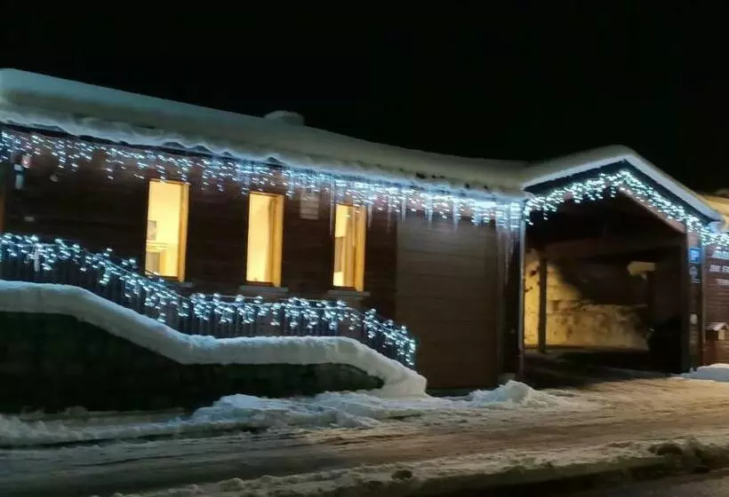 Hotelli Auberge Du Freney