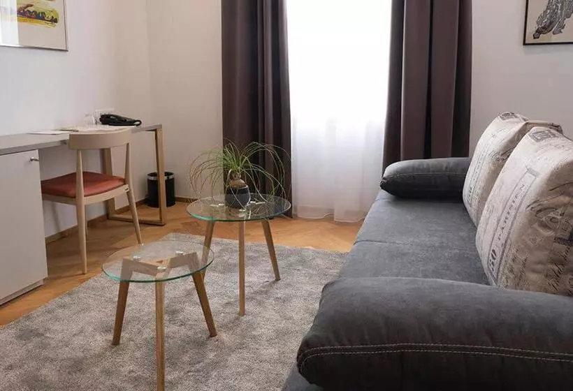 هتل Belmur