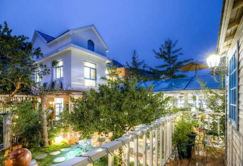 Отель Floral Lianyungang June Garden