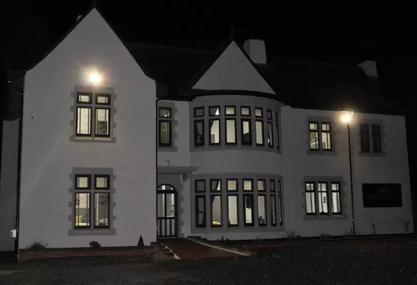 Hotelli The Whitehouse Peterlee