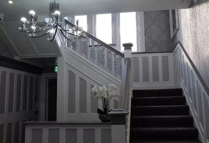 Hotelli The Whitehouse Peterlee