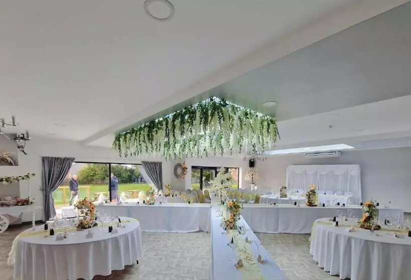 Hotelli The Whitehouse Peterlee