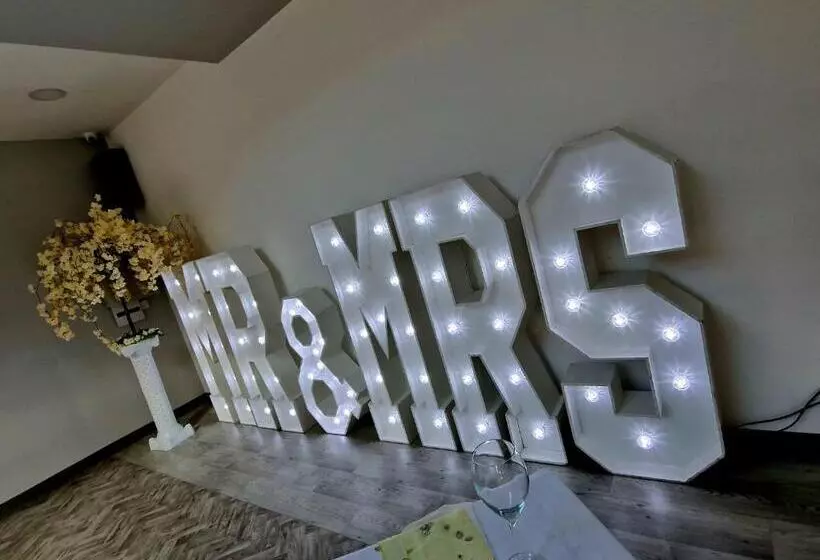 Hotelli The Whitehouse Peterlee