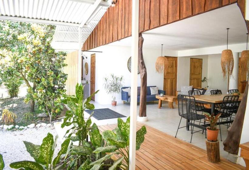 پانسیون Cuatro Vientos Lodge & Apartments