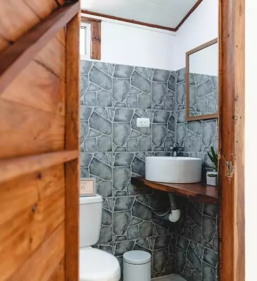 ペンション Cuatro Vientos Lodge & Apartments
