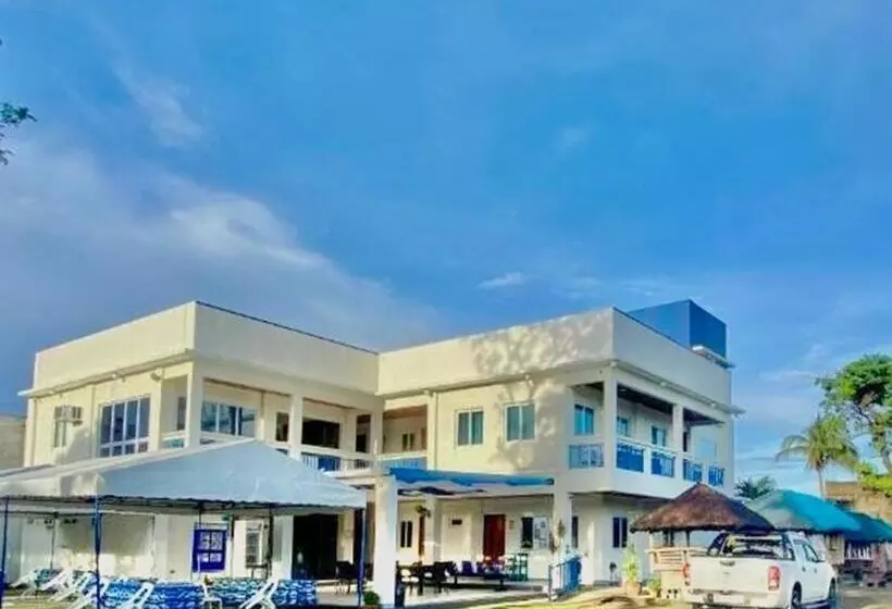 Hip Nautic Beach Resort Powered By Cocotel