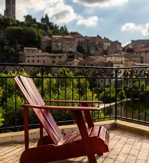 Hotelli Ecole Olargues   Chambres & Restaurant   Teritoria