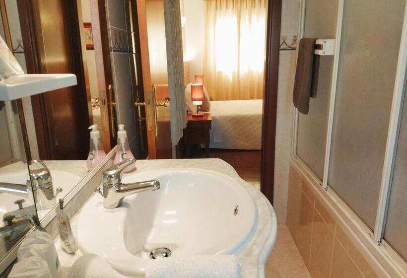 بنسيون Casa Hóspedes Polido